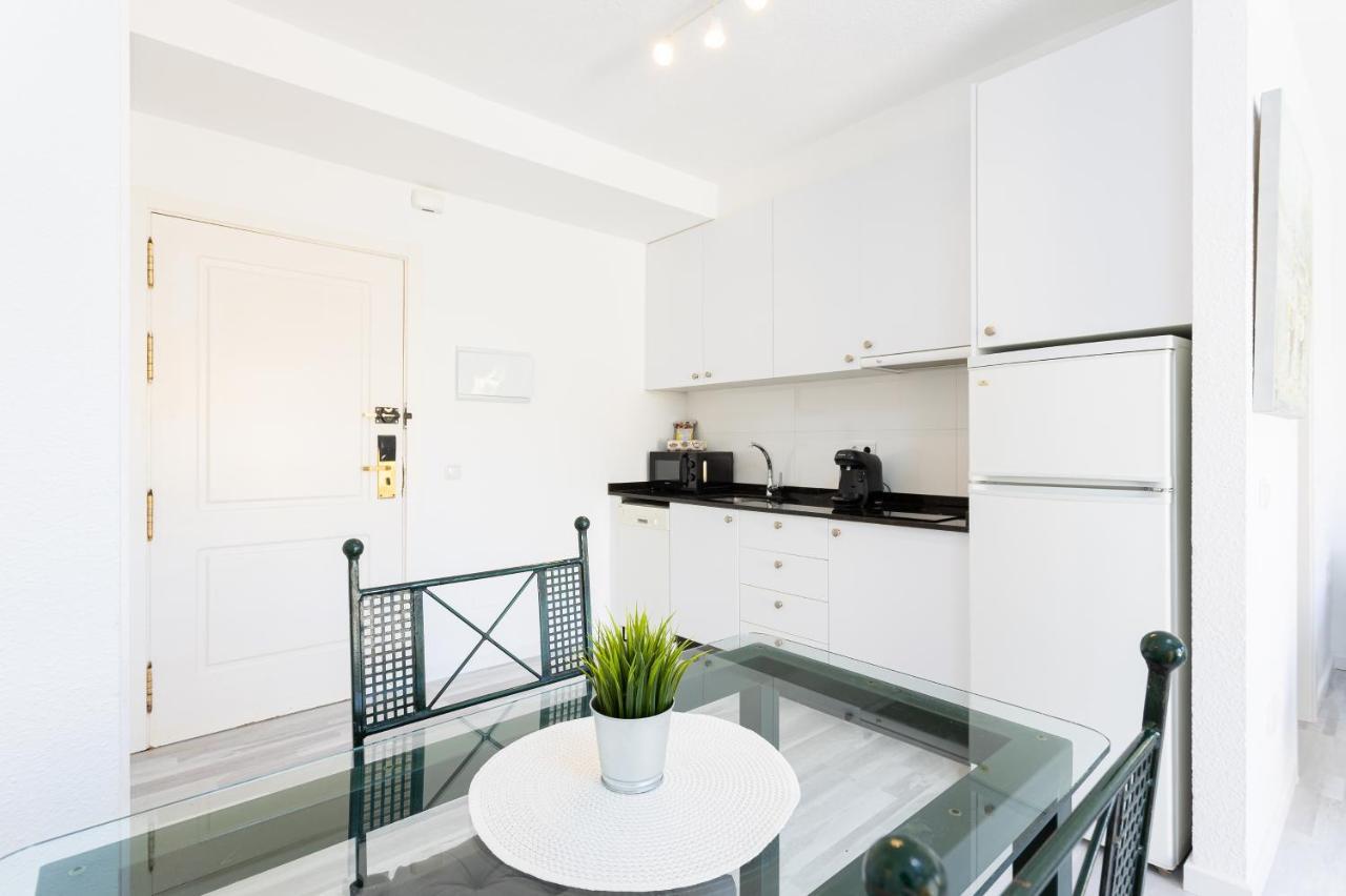 Romana Playa 323 Apartment By Ghr Rentals Marbella Exterior photo